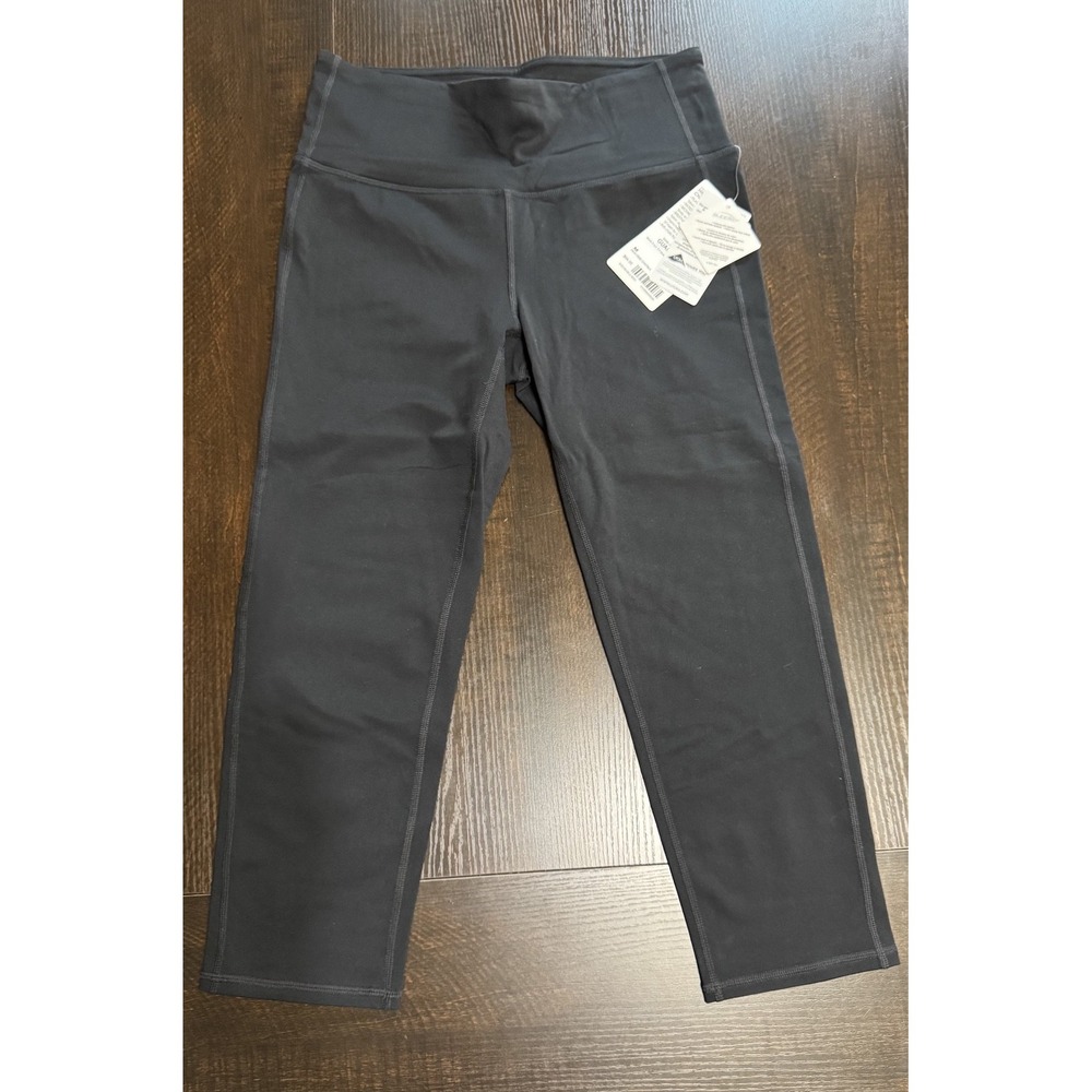 NWT Women's Black Athleta Chaturanga Capri Leggings Size M (#1061)